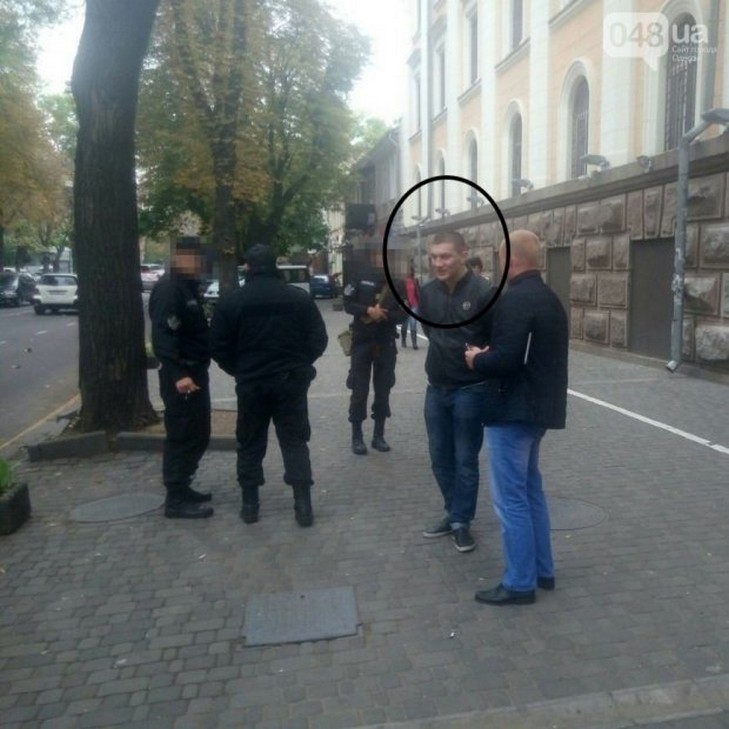 В Одесі хлопець розстріляв маршрутку через те, що вона не зупинилася (ФОТО) - фото 1