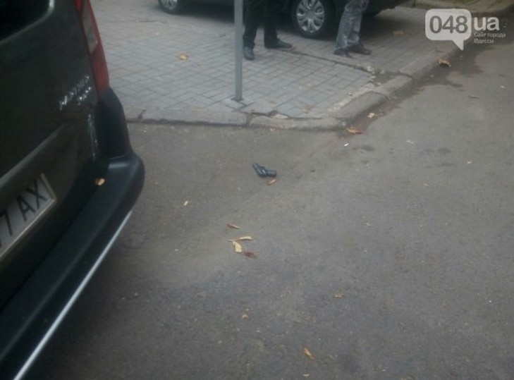 В Одесі хлопець розстріляв маршрутку через те, що вона не зупинилася (ФОТО) - фото 3