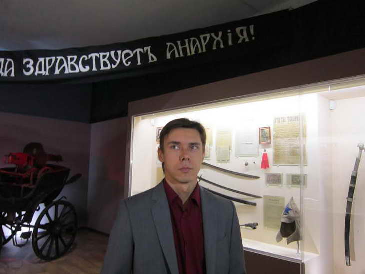 У Запорізькому краєзнавчому музеї до 150-річчя Грушевського відкрили нову експозицію, присвячену Запоріжжю на зламі імперій   - фото 7