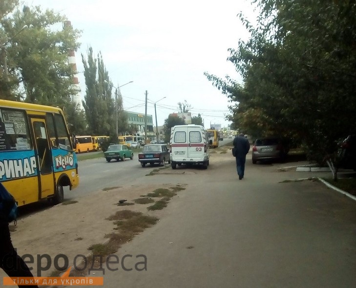 В Одесі автохам з Житомирщини заблокував проїзд для "швидкої" (ФОТО) - фото 2