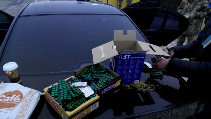 На межі з окупованим Кримом потрапив у "засідку" наркоперевізник (ФОТО, ВІДЕО) - фото 5