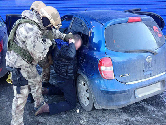 У Києві затримали шахраїв, які "поживилися" на 30 млн. грн  - фото 1