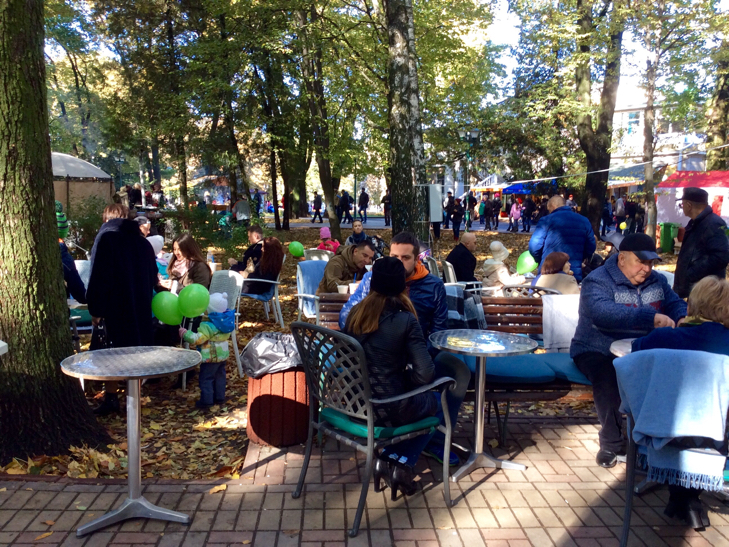 У Хмельницькому вперше відбувся фестиваль вуличної їжі - фото 3