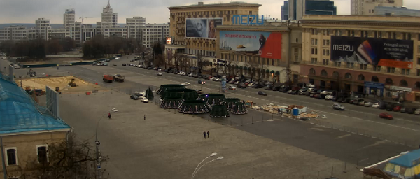 Як головну площу Харкова до Нового року готують (ФОТО)  - фото 1