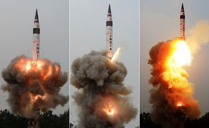 Індія випробувала нову балістичну ракету - фото 1