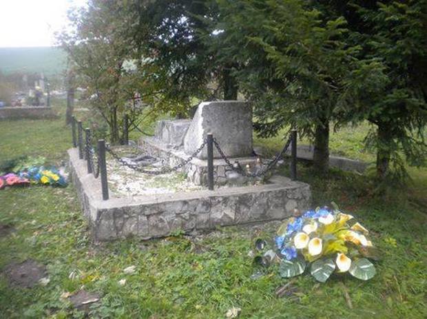 У Польщі - черговий випадок вандалізму із військовими похованнями (ФОТО) - фото 4