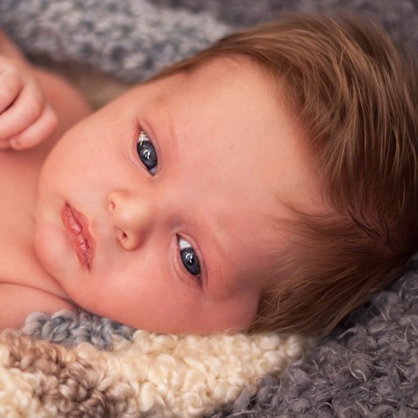 15 малюків, які народилися з суперкрутими зачісками - фото 14