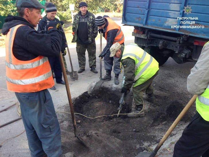 Який висновок зробили пaтрульні після інспекції доріг у Кропивницькому - фото 4