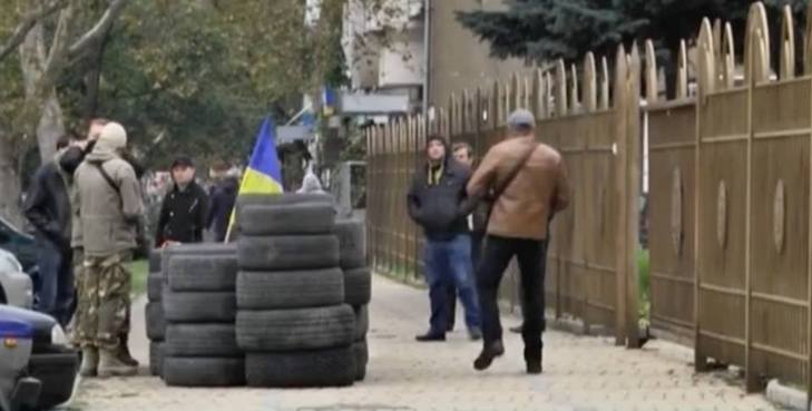 В Одесі активісти збираються встановити намети в приміщенні суду (ФОТО) - фото 1