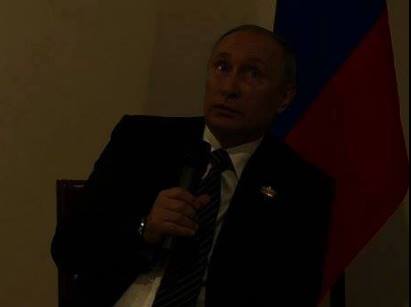 Ось так виглядає загнаний щур: Соцмережі сміються з переляканого Путіна (ФОТО) - фото 1
