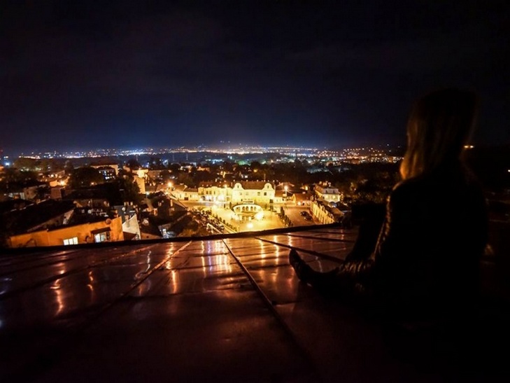 Чернівчанка зробила дивовижні знімни нічного міста (ФОТО) - фото 1