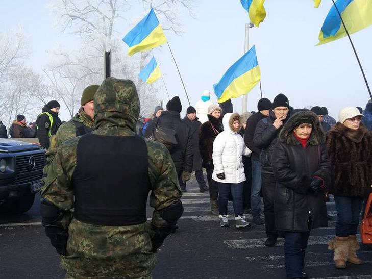 Протестувальники перекрили трасу "Київ- Одеса" (ФОТО) - фото 1