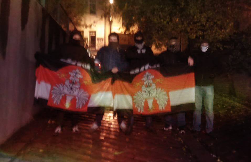 Польські націоналісти покарали паліїв українського прапору - фото 1