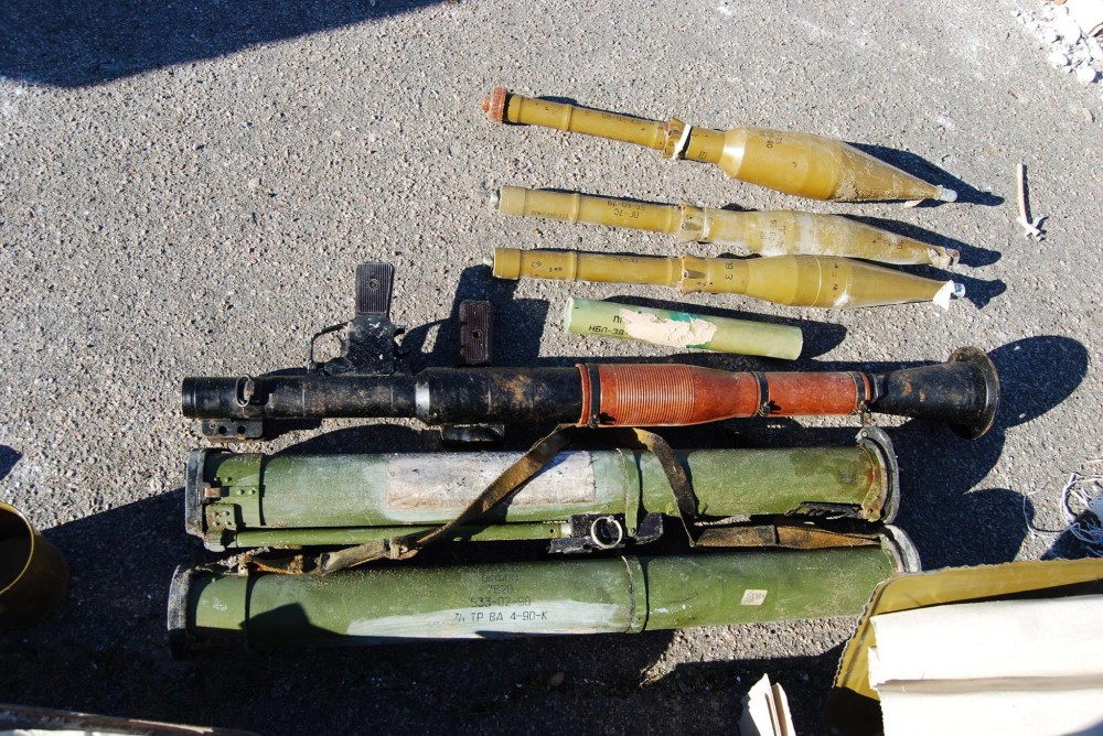 На Луганщині знайшли великий схрон терористів, що лишився ще з 2014 року (ФОТО) - фото 2
