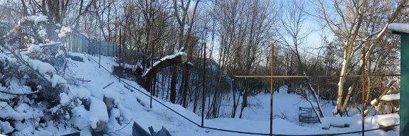 Залізний паркан на горі Щекавиця в Києві частково знесли  - фото 1