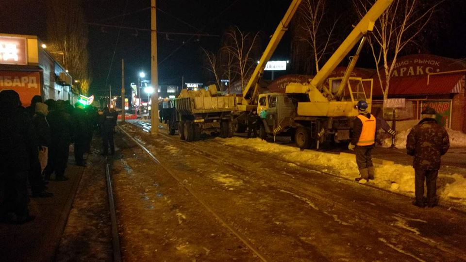 Скандал у Харкові: комунальників Кернеса звинуватили у рейдерстві (ФОТО)  - фото 1
