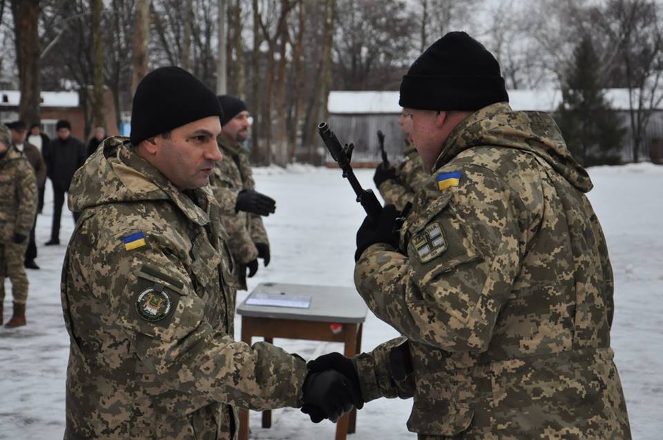 У Миколаєві склали прсягу більше 30 бійців ВМС