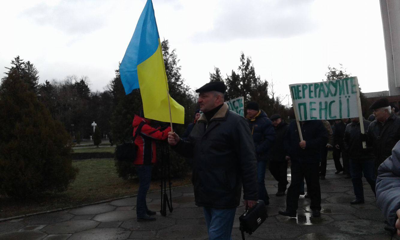 У Вінниці збунтувались колишні міліціонери: Вимагають збільшення пенсій та відставки Авакова - фото 7