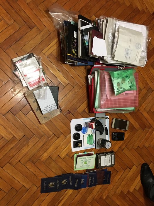 На Донеччині затримали жінку, що робила паспорти бойовикам (ФОТО) - фото 10