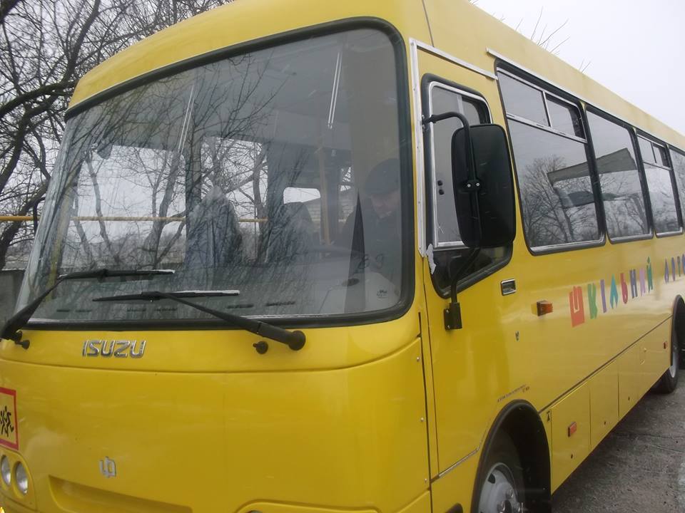 На Миколаївщині дві школи отримали довгоочікувані автобуси 