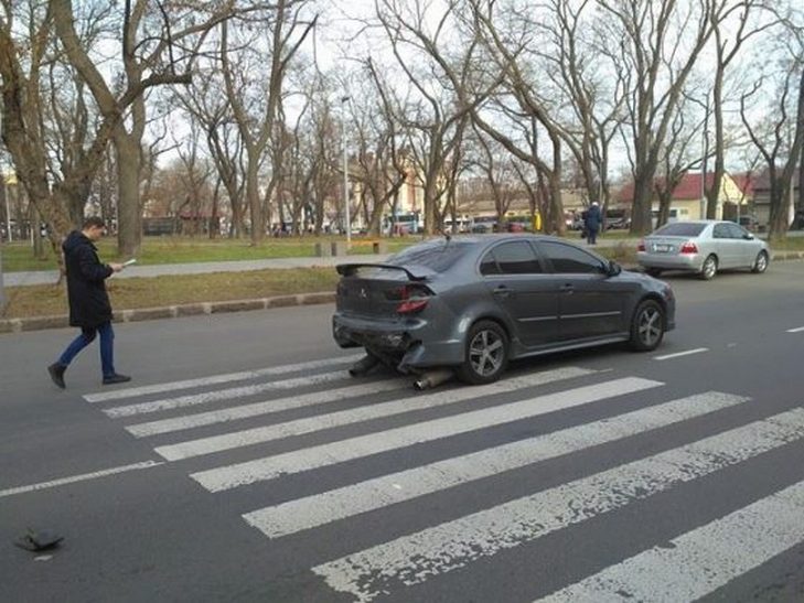 В Одесі біля залізничного вокзалу трапилася ДТП - фото 1