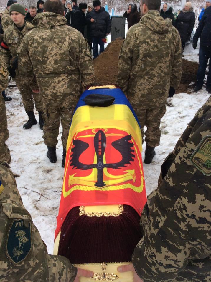 Волонтери розповіли, ким були троє загиблих на Донбасі морпіхів (ФОТО) - фото 5