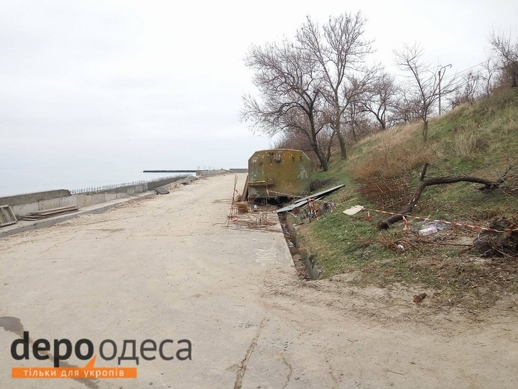 В Одесі на пляжі 15 ст. Великого Фонтану розгорнули таємниче будівництво (ФОТО) - фото 4