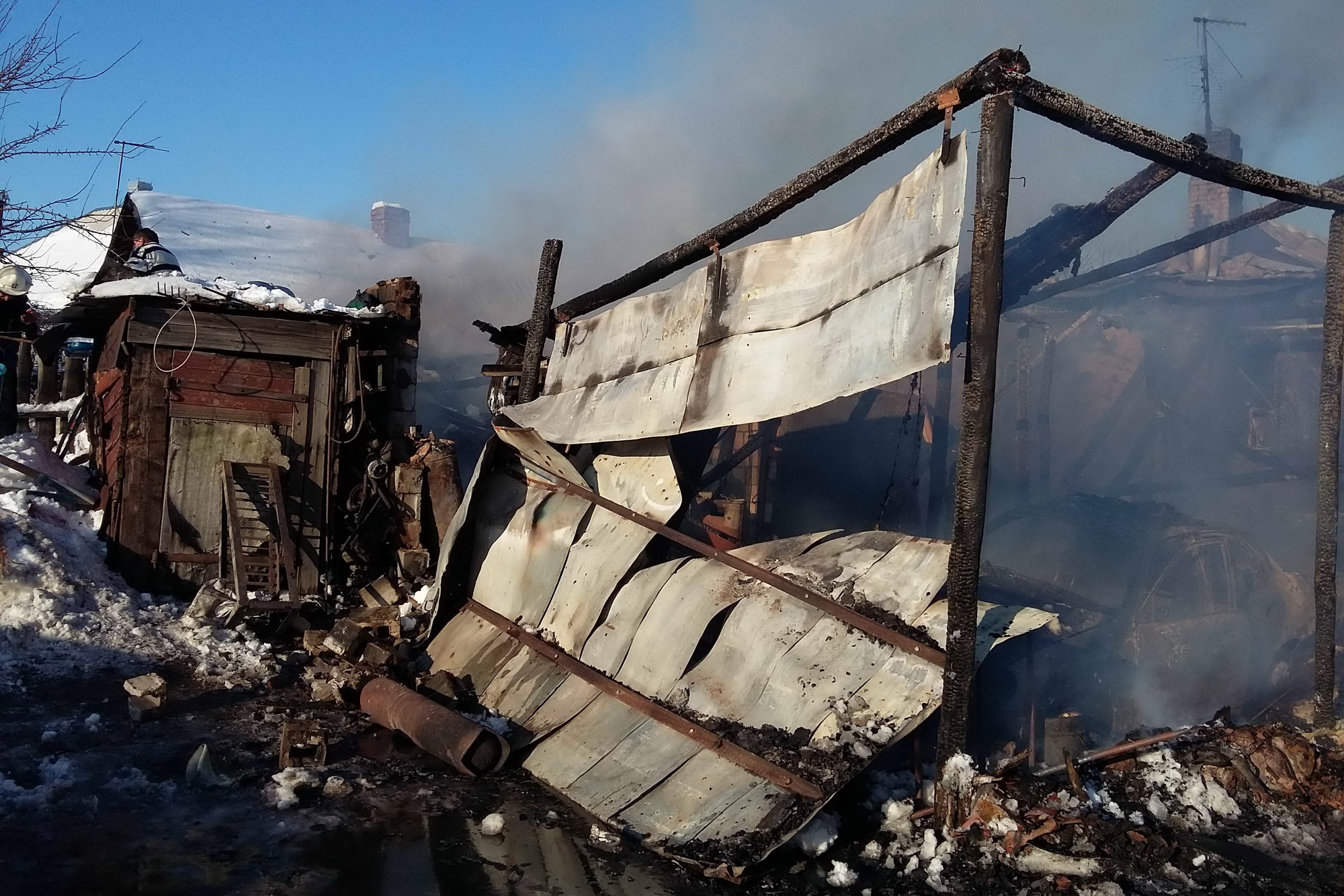 Рятувальники показали наслідки руйнівної пожежі на Харківщині (ФОТО)  - фото 4