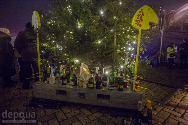 Як на Софійській площі в Києві зустрічали рік Півня - фото 15