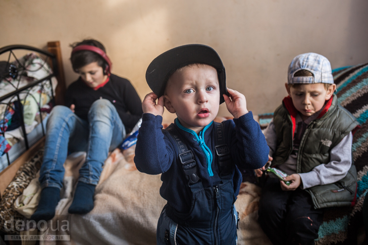 Як дітей переселенців волонтери вітали з Новим роком - фото 9