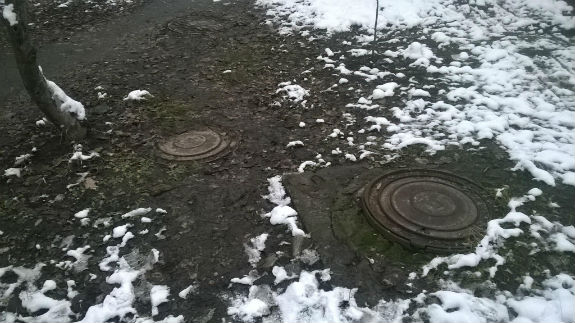 Енергозбереження по-київськи: Теплотраси розтоплюють сніг  - фото 2