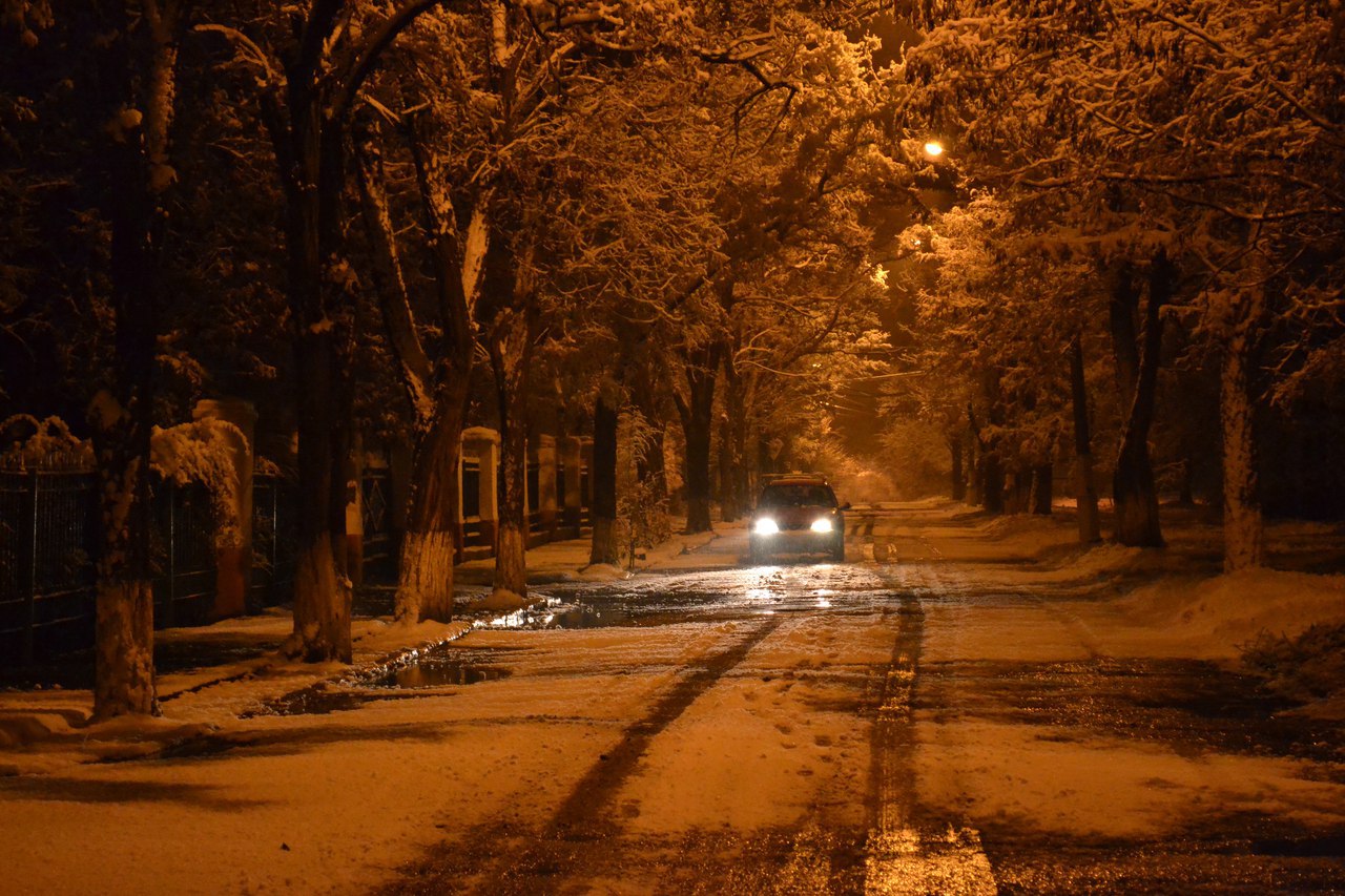 Зима близько: Краматорськ засипало снігом (ФОТО) - фото 3