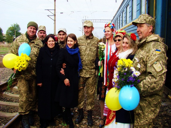 На Одещині зустріли військовослужбовців, які повернулися з зони АТО (ФОТО) - фото 2