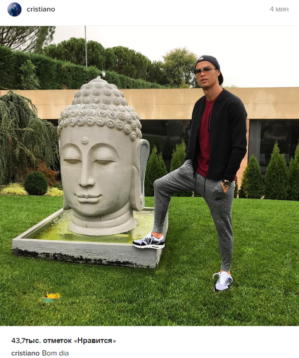 Як Роналду осквернив статую Будди і спричинив скандал - фото 1