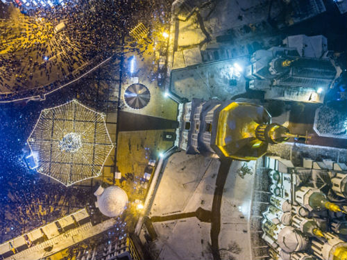 З висоти: Як напередодні Нового року виглядає святковий Київ  - фото 2