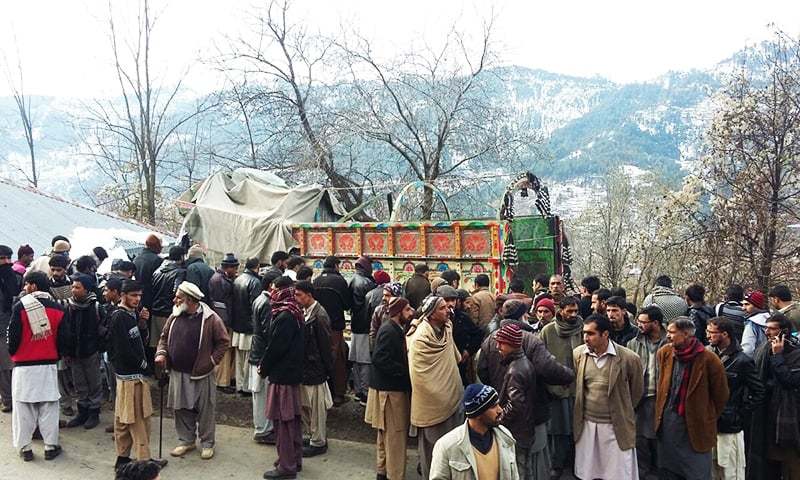 У Пакистані вантажівка протаранила школу, є загиблі - фото 1
