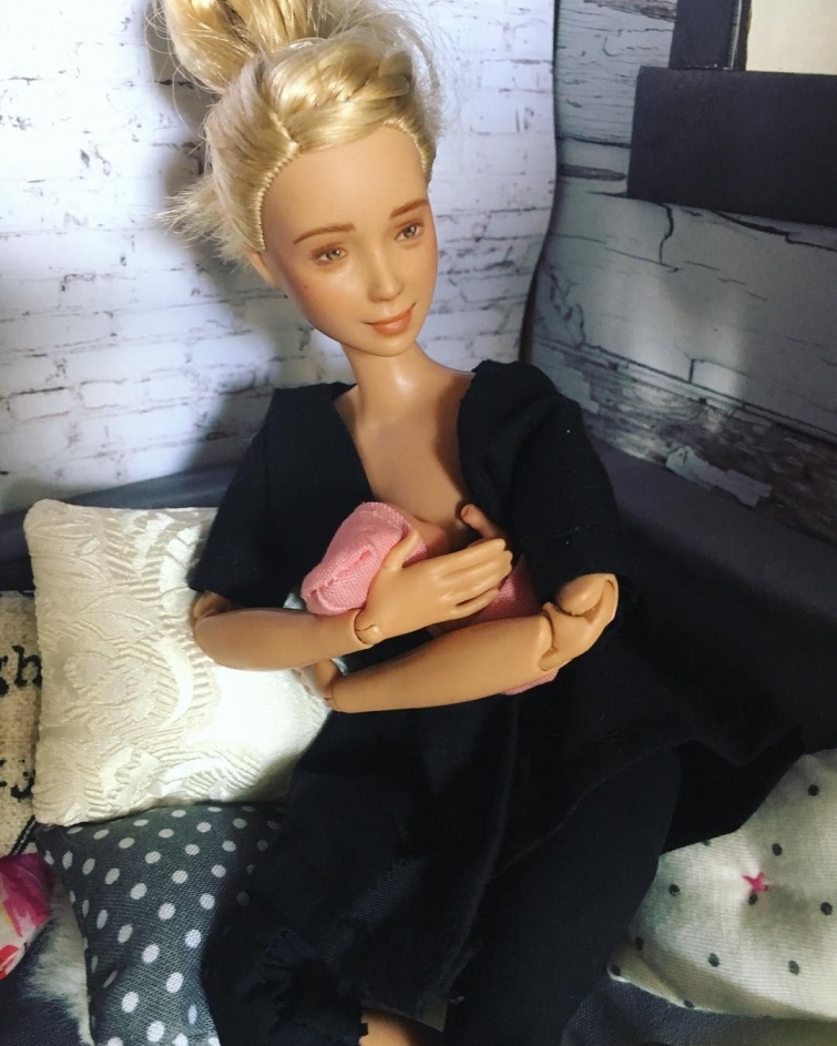 Барбі та грудне вигодовування: користувачі у захваті від нового іміджу відомої ляльки (ФОТО) - фото 2