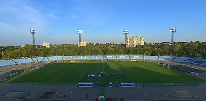 Як виглядає майже порожній стадіон на матчі "Сталь" - "Чорноморець" - фото 1