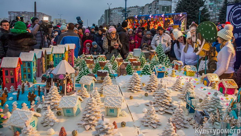На Одещині створили найбільше в країні містечко з пряників (ФОТО) - фото 1
