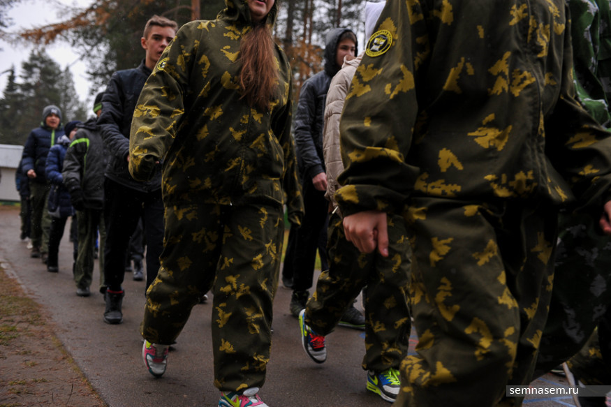 Як на Росії готують юних терористів до війни на прикладі Мотороли (ФОТО) - фото 12