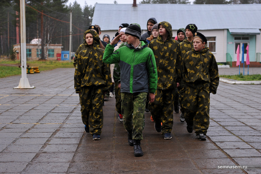 Як на Росії готують юних терористів до війни на прикладі Мотороли (ФОТО) - фото 15