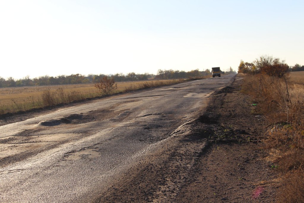 Засільський цукровий завод продовжує вбивати дороги у Снігурівці