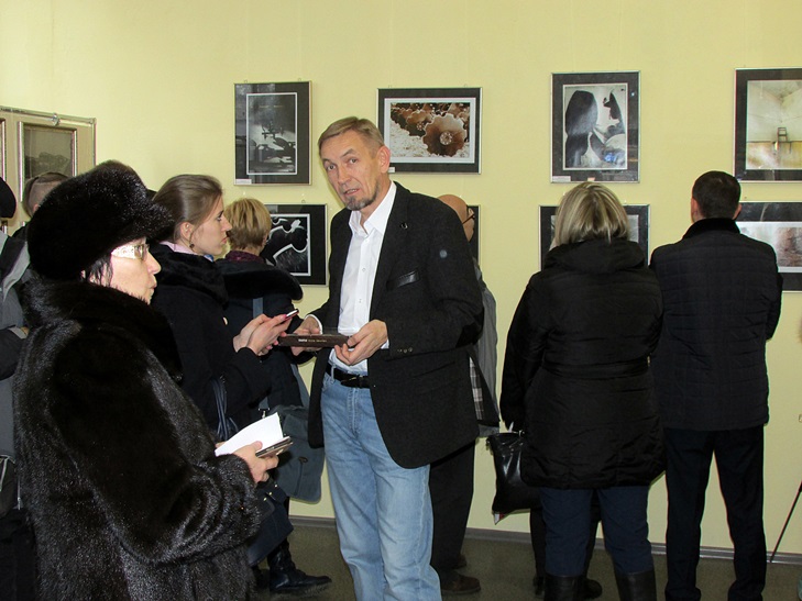 У Кропивницькому екс-прокурор області відкрив персональну виставку фотографій  - фото 6