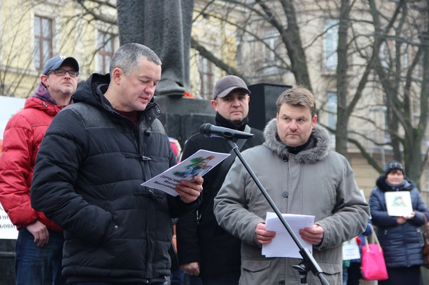 У Львові продекламували вірш на підтримку українських полонених (ФОТО, ВІДЕО) - фото 1