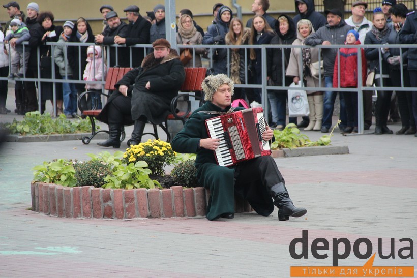 У Вінниці відтворили "Чотирикутник смерті": бій армії УНР з більшовиками  - фото 23