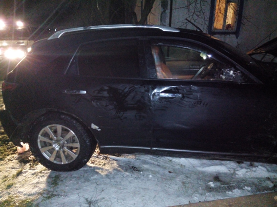 Житомирський злодій украв і розбив машину свого роботодавця - фото 1