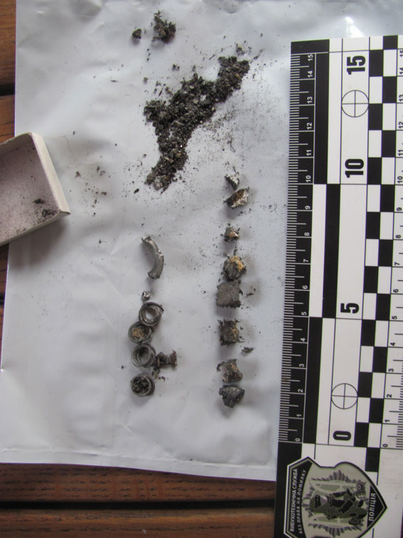 У Харкові показали підірвали підірване подвір'я кримінального авторитета (ФОТО) - фото 4