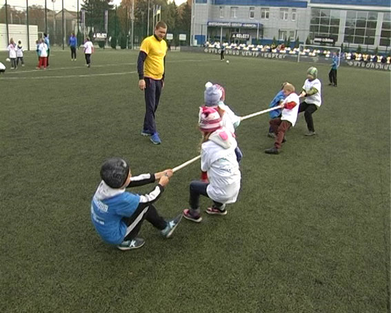 У Сумах відбувся спортивний фестиваль для дітей переселенців - фото 3