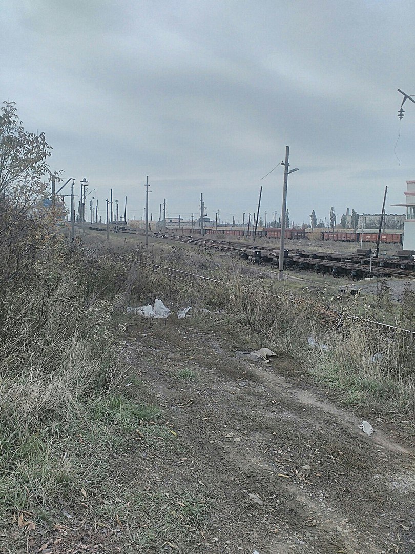 Дебальцеве: Як "рускій мір" спотворив великий залізничний вузол Донеччини (ФОТО) - фото 4