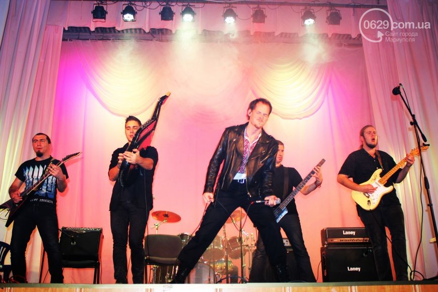 Рок-гурт "Тінь Сонця" виступив з благодійним концертом у Маріуполі (ФОТО, ВІДЕО) - фото 1